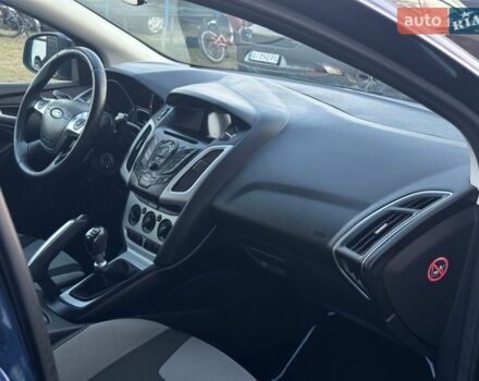 Синий Форд Фокус, объемом двигателя 1.6 л и пробегом 279 тыс. км за 7200 $, фото 25 на Automoto.ua