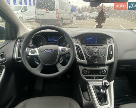 Синий Форд Фокус, объемом двигателя 1.6 л и пробегом 245 тыс. км за 7200 $, фото 28 на Automoto.ua