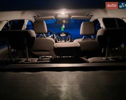 Синій Форд Фокус, об'ємом двигуна 1.6 л та пробігом 295 тис. км за 7800 $, фото 35 на Automoto.ua