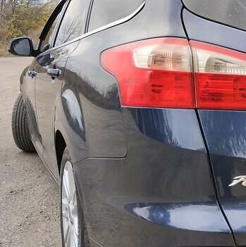 Синий Форд Фокус, объемом двигателя 1.6 л и пробегом 252 тыс. км за 8800 $, фото 17 на Automoto.ua