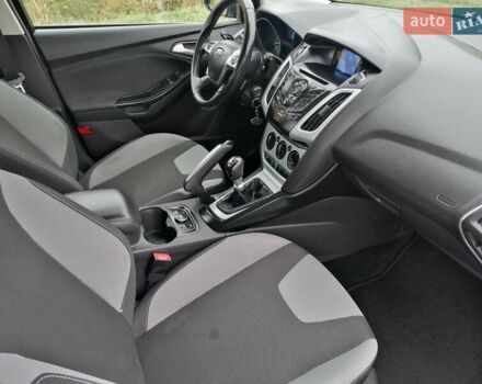 Синий Форд Фокус, объемом двигателя 1.6 л и пробегом 215 тыс. км за 7999 $, фото 31 на Automoto.ua