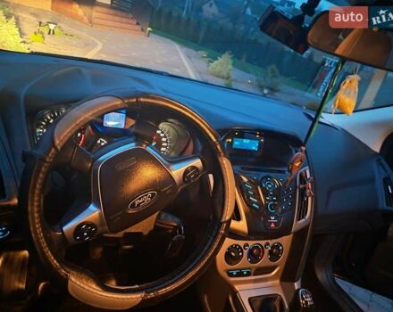 Синій Форд Фокус, об'ємом двигуна 1.6 л та пробігом 295 тис. км за 7800 $, фото 25 на Automoto.ua