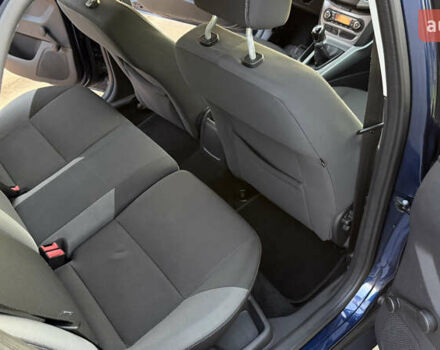 Синий Форд Фокус, объемом двигателя 1.6 л и пробегом 217 тыс. км за 7050 $, фото 14 на Automoto.ua