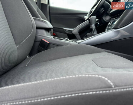 Синий Форд Фокус, объемом двигателя 1.6 л и пробегом 195 тыс. км за 7699 $, фото 84 на Automoto.ua