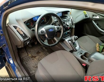 Синий Форд Фокус, объемом двигателя 1.6 л и пробегом 260 тыс. км за 7900 $, фото 8 на Automoto.ua
