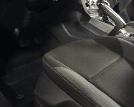 Форд Фокус 2012 у Умани на Automoto.ua Синій Форд Фокус, об'ємом двигуна 2 л та пробігом 288 тис. км за 10500 $, фото 12 на Automoto.ua