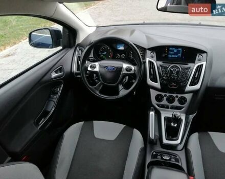 Синий Форд Фокус, объемом двигателя 1.6 л и пробегом 215 тыс. км за 7999 $, фото 51 на Automoto.ua