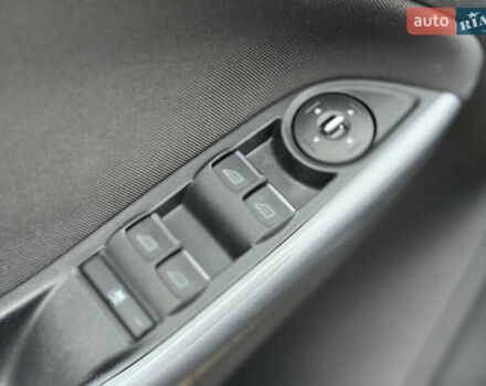 Синий Форд Фокус, объемом двигателя 1.6 л и пробегом 195 тыс. км за 7699 $, фото 35 на Automoto.ua