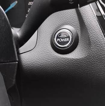 Синий Форд Фокус, объемом двигателя 1.6 л и пробегом 252 тыс. км за 8800 $, фото 30 на Automoto.ua