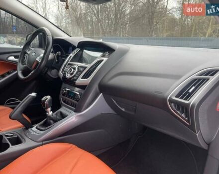 Синий Форд Фокус, объемом двигателя 1.6 л и пробегом 209 тыс. км за 8300 $, фото 58 на Automoto.ua