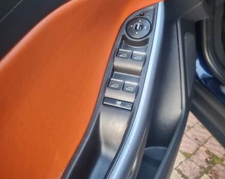 Синій Форд Фокус, об'ємом двигуна 1.6 л та пробігом 209 тис. км за 8300 $, фото 91 на Automoto.ua