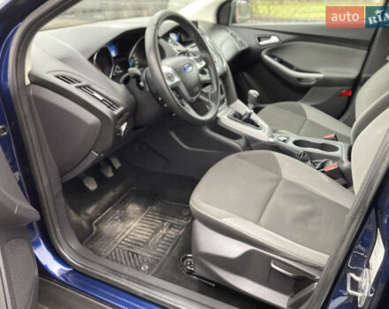 Синій Форд Фокус, об'ємом двигуна 1.6 л та пробігом 237 тис. км за 6950 $, фото 8 на Automoto.ua