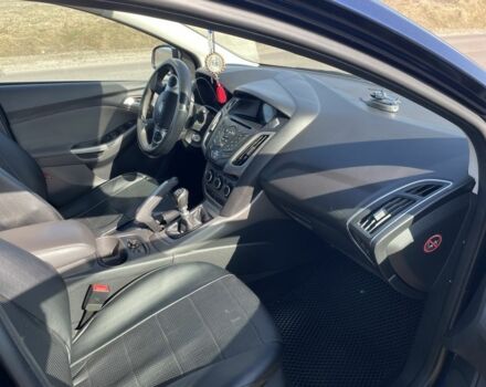 Синий Форд Фокус, объемом двигателя 1.6 л и пробегом 197 тыс. км за 7000 $, фото 6 на Automoto.ua