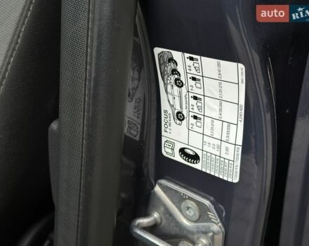 Синий Форд Фокус, объемом двигателя 1.6 л и пробегом 235 тыс. км за 7200 $, фото 56 на Automoto.ua