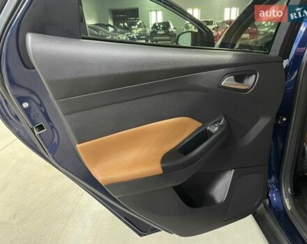 Синій Форд Фокус, об'ємом двигуна 1.6 л та пробігом 229 тис. км за 8900 $, фото 28 на Automoto.ua