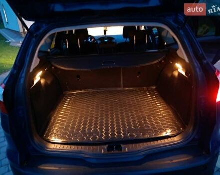 Синій Форд Фокус, об'ємом двигуна 1.6 л та пробігом 295 тис. км за 7800 $, фото 30 на Automoto.ua