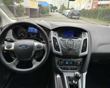 Синий Форд Фокус, объемом двигателя 1.6 л и пробегом 210 тыс. км за 8199 $, фото 4 на Automoto.ua
