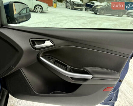 Синій Форд Фокус, об'ємом двигуна 1 л та пробігом 106 тис. км за 5499 $, фото 25 на Automoto.ua