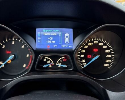 Синій Форд Фокус, об'ємом двигуна 1.6 л та пробігом 208 тис. км за 8350 $, фото 6 на Automoto.ua