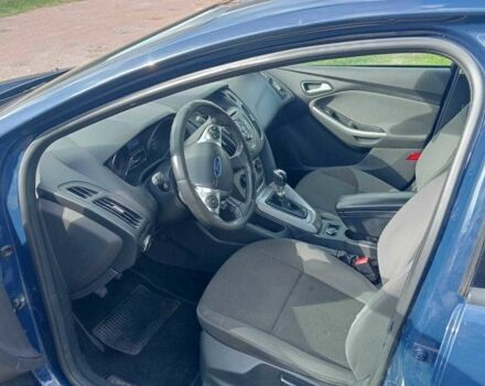 Синий Форд Фокус, объемом двигателя 1.6 л и пробегом 300 тыс. км за 6800 $, фото 5 на Automoto.ua