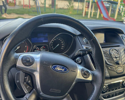 Синий Форд Фокус, объемом двигателя 1.6 л и пробегом 289 тыс. км за 9500 $, фото 7 на Automoto.ua