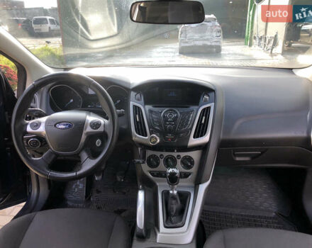 Синий Форд Фокус, объемом двигателя 1.56 л и пробегом 323 тыс. км за 6700 $, фото 12 на Automoto.ua