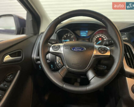 Синій Форд Фокус, об'ємом двигуна 1.6 л та пробігом 217 тис. км за 8350 $, фото 36 на Automoto.ua