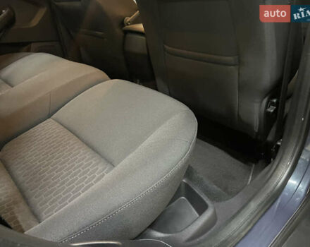 Синій Форд Фокус, об'ємом двигуна 1.6 л та пробігом 217 тис. км за 8350 $, фото 46 на Automoto.ua