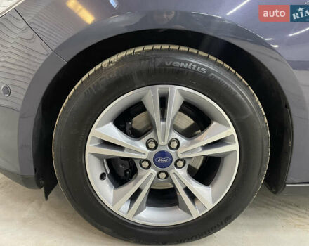 Синій Форд Фокус, об'ємом двигуна 1.6 л та пробігом 217 тис. км за 8350 $, фото 53 на Automoto.ua