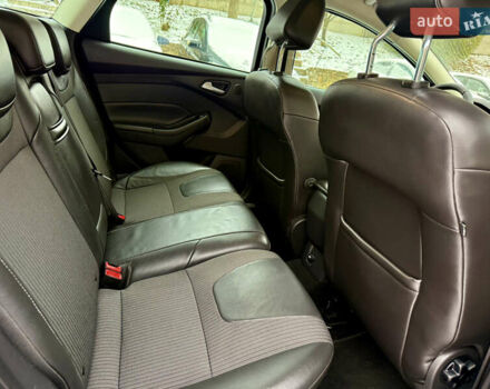 Синій Форд Фокус, об'ємом двигуна 1 л та пробігом 106 тис. км за 5499 $, фото 21 на Automoto.ua