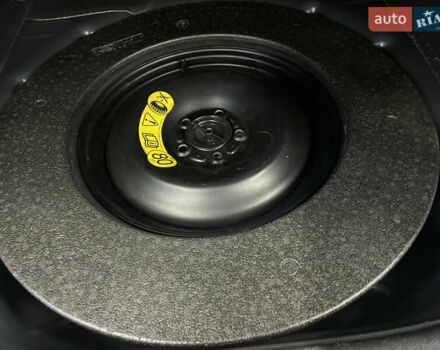 Синий Форд Фокус, объемом двигателя 1.6 л и пробегом 217 тыс. км за 7750 $, фото 12 на Automoto.ua