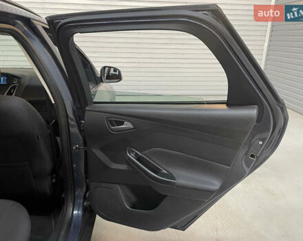 Синій Форд Фокус, об'ємом двигуна 1.6 л та пробігом 217 тис. км за 8350 $, фото 47 на Automoto.ua