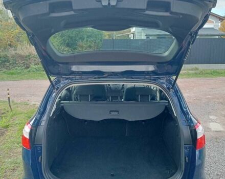 Синий Форд Фокус, объемом двигателя 1.6 л и пробегом 300 тыс. км за 6800 $, фото 8 на Automoto.ua