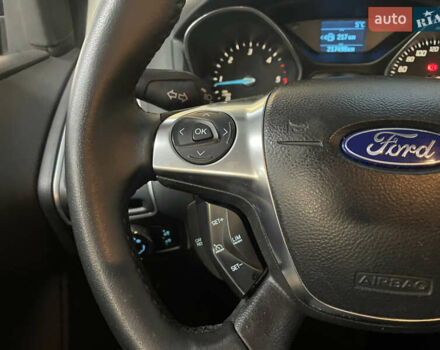 Синій Форд Фокус, об'ємом двигуна 1.6 л та пробігом 217 тис. км за 8350 $, фото 31 на Automoto.ua