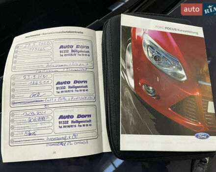 Синій Форд Фокус, об'ємом двигуна 1.6 л та пробігом 217 тис. км за 8350 $, фото 2 на Automoto.ua