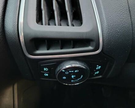 Синій Форд Фокус, об'ємом двигуна 1.6 л та пробігом 243 тис. км за 7300 $, фото 24 на Automoto.ua