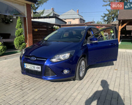 Синий Форд Фокус, объемом двигателя 1.6 л и пробегом 252 тыс. км за 8080 $, фото 3 на Automoto.ua