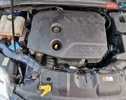 Синий Форд Фокус, объемом двигателя 1.6 л и пробегом 240 тыс. км за 7800 $, фото 11 на Automoto.ua