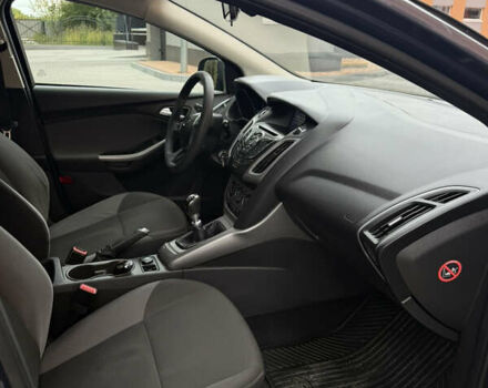 Синій Форд Фокус, об'ємом двигуна 1.6 л та пробігом 285 тис. км за 7250 $, фото 15 на Automoto.ua