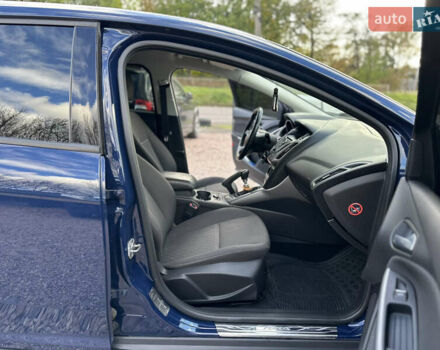 Синий Форд Фокус, объемом двигателя 1.6 л и пробегом 144 тыс. км за 8830 $, фото 29 на Automoto.ua