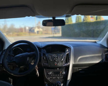 Синий Форд Фокус, объемом двигателя 1 л и пробегом 260 тыс. км за 5500 $, фото 16 на Automoto.ua