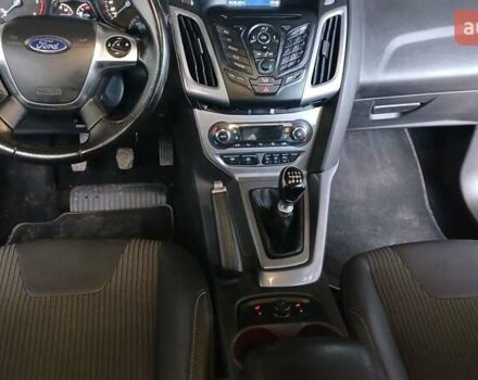 Синий Форд Фокус, объемом двигателя 1.6 л и пробегом 284 тыс. км за 8800 $, фото 52 на Automoto.ua