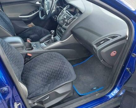 Синій Форд Фокус, об'ємом двигуна 1.6 л та пробігом 270 тис. км за 8600 $, фото 17 на Automoto.ua