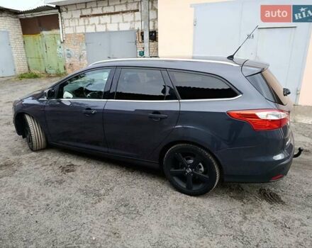 Синий Форд Фокус, объемом двигателя 2 л и пробегом 329 тыс. км за 8800 $, фото 5 на Automoto.ua
