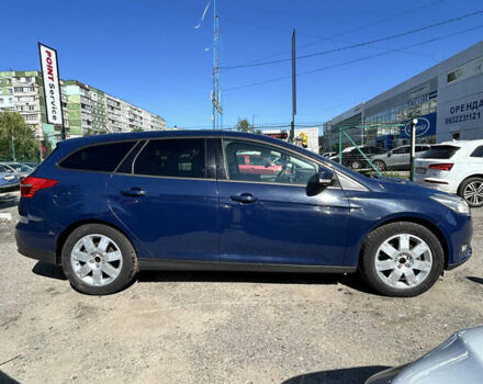 Синій Форд Фокус, об'ємом двигуна 2 л та пробігом 239 тис. км за 8400 $, фото 3 на Automoto.ua