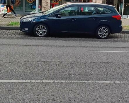 Синій Форд Фокус, об'ємом двигуна 1.5 л та пробігом 245 тис. км за 9900 $, фото 3 на Automoto.ua