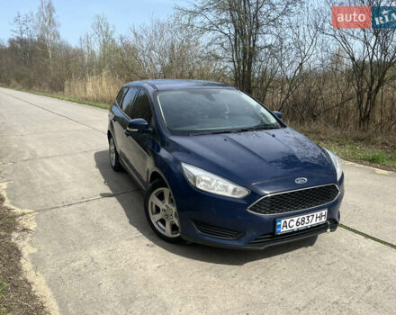 Синий Форд Фокус, объемом двигателя 1.5 л и пробегом 196 тыс. км за 7500 $, фото 2 на Automoto.ua