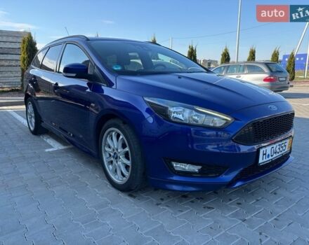 Синій Форд Фокус, об'ємом двигуна 2 л та пробігом 220 тис. км за 10000 $, фото 1 на Automoto.ua
