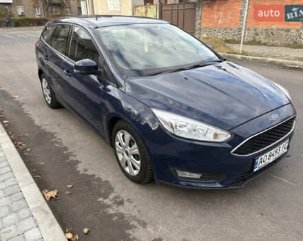 Синий Форд Фокус, объемом двигателя 1.5 л и пробегом 165 тыс. км за 9300 $, фото 1 на Automoto.ua