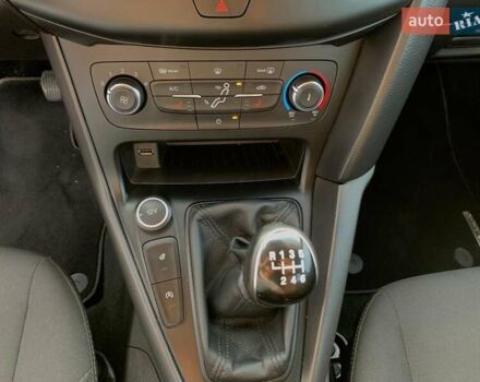 Синій Форд Фокус, об'ємом двигуна 1.5 л та пробігом 126 тис. км за 11690 $, фото 32 на Automoto.ua